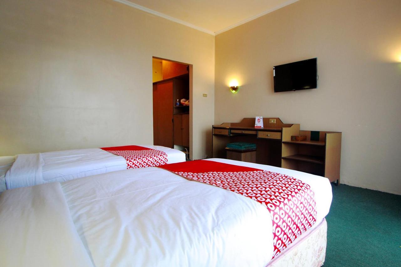 Oyo 2360 Hotel Rio Bengkulu Luaran gambar