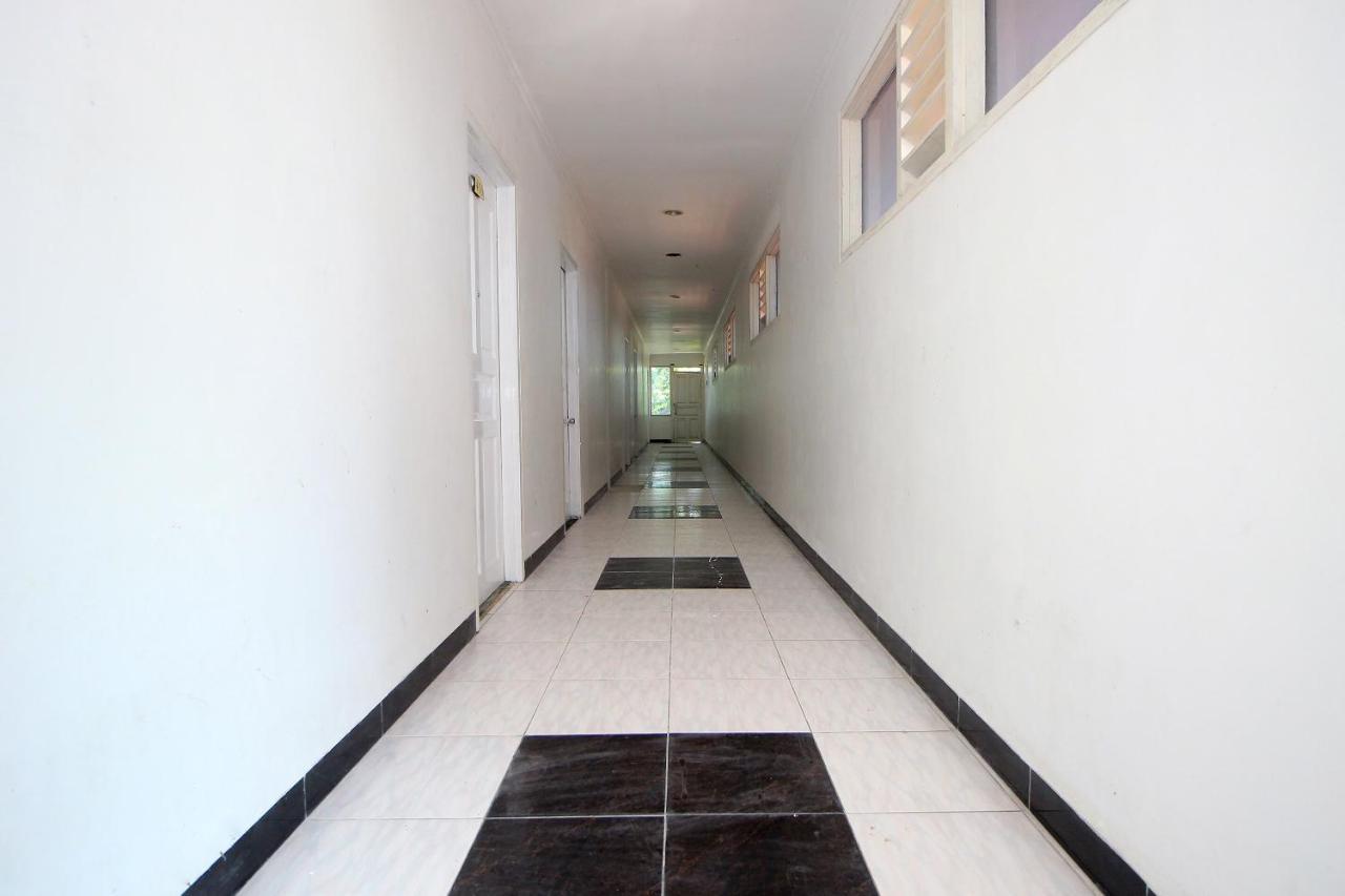 Oyo 2360 Hotel Rio Bengkulu Luaran gambar