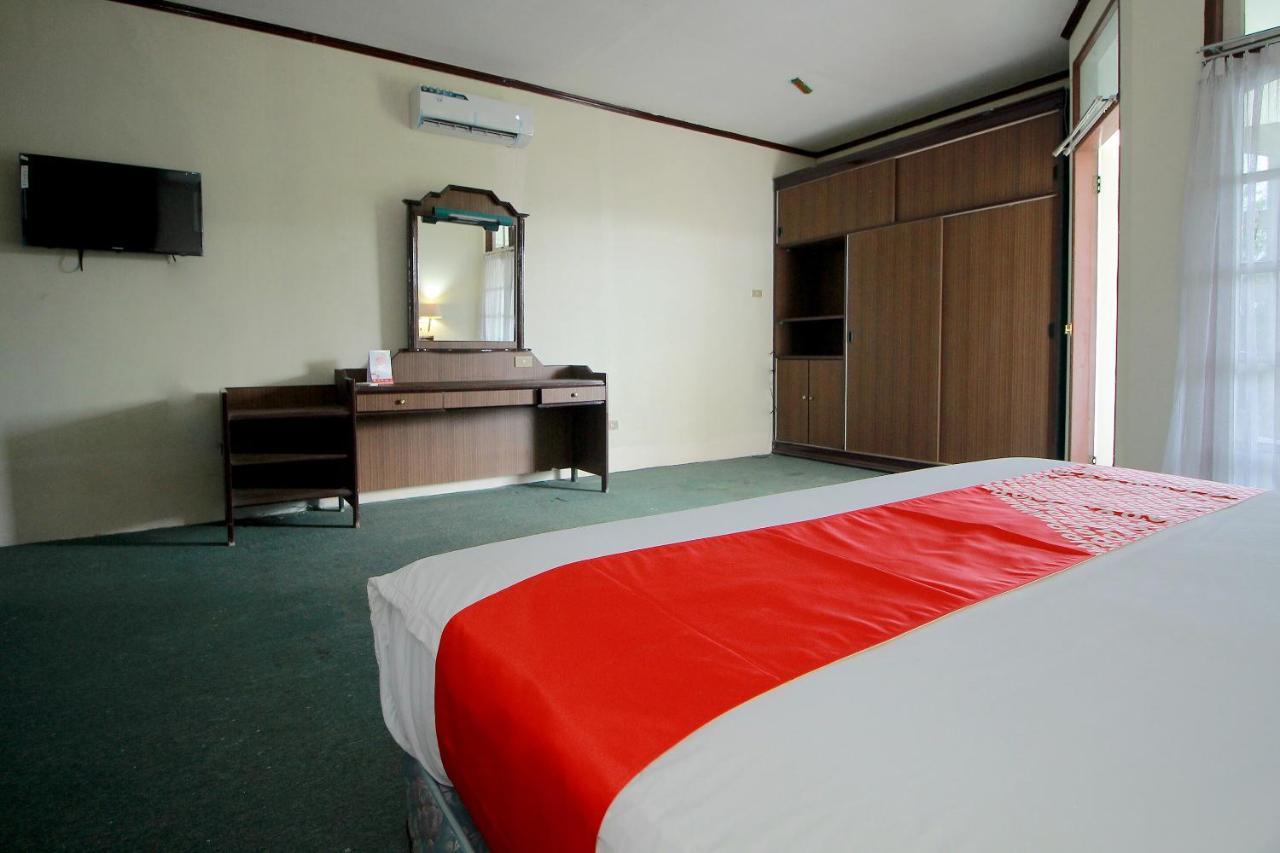 Oyo 2360 Hotel Rio Bengkulu Luaran gambar