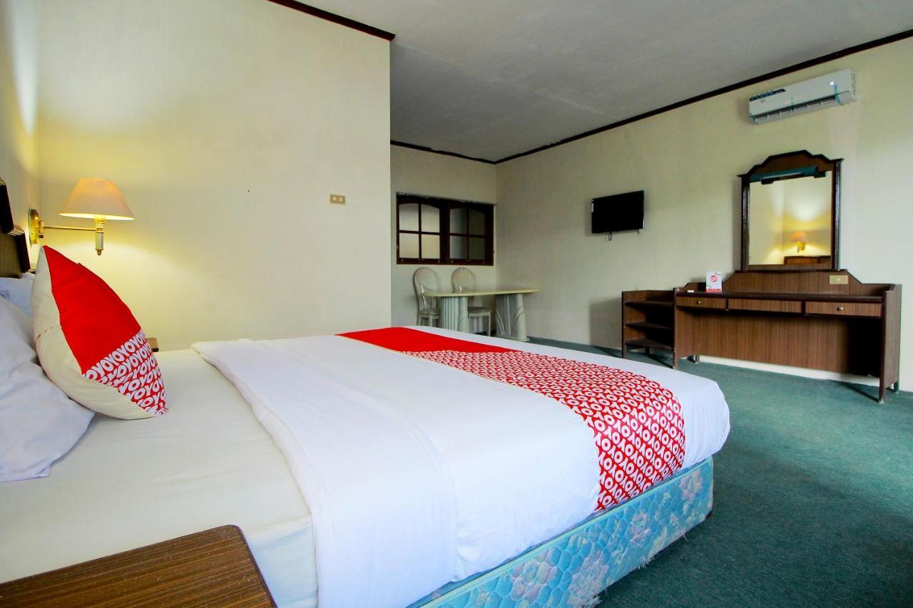 Oyo 2360 Hotel Rio Bengkulu Luaran gambar
