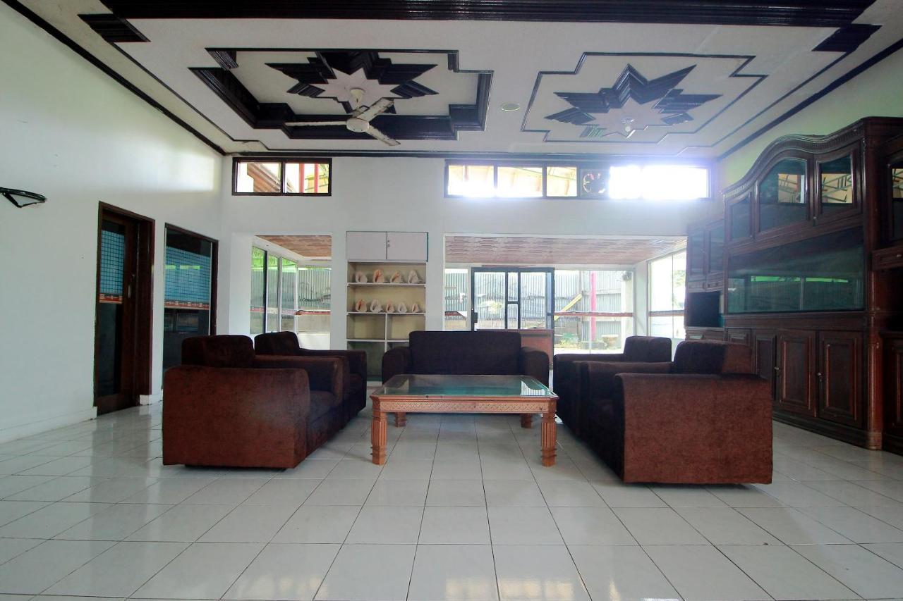 Oyo 2360 Hotel Rio Bengkulu Luaran gambar