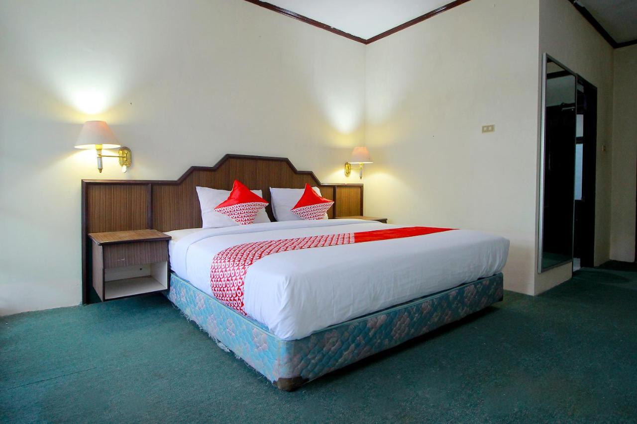 Oyo 2360 Hotel Rio Bengkulu Luaran gambar