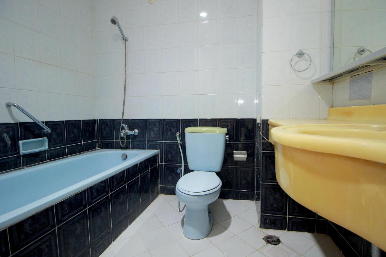 Oyo 2360 Hotel Rio Bengkulu Luaran gambar