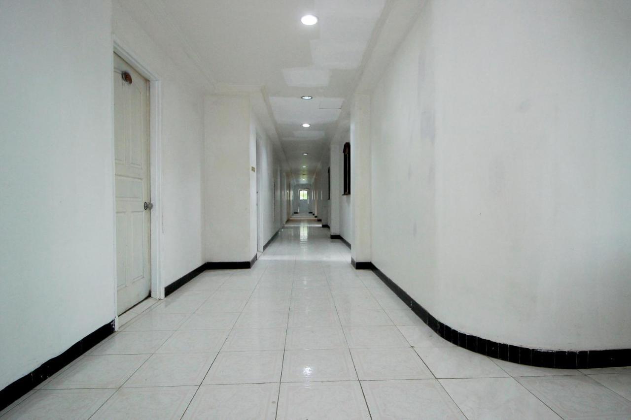 Oyo 2360 Hotel Rio Bengkulu Luaran gambar